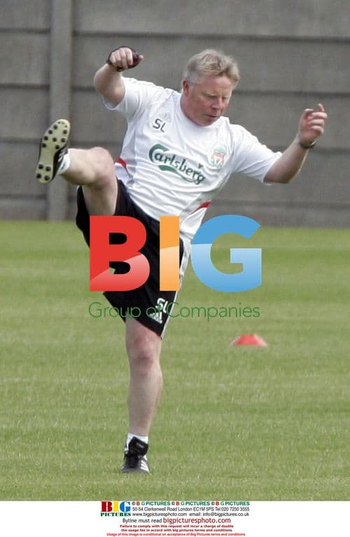 Liverpool FC players return to training