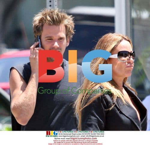 Sean Stewart leaves Kitson with woman