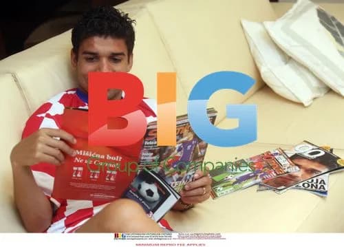 Eduardo da Silva's Family Beach Day