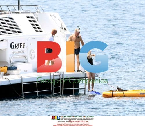 Ellen DeGeneres & Patricia on Holiday in Capri