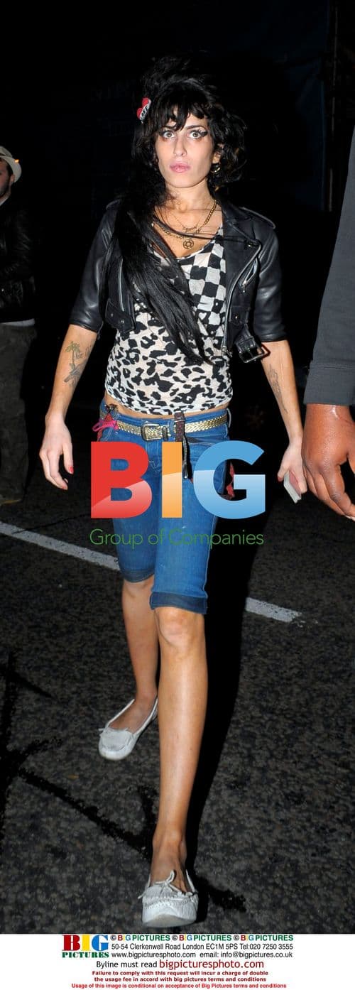 Amy Winehouse Confrontation with Fans