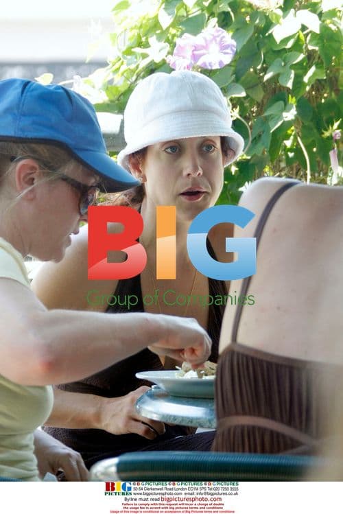 Kate Walsh runs errands in LA