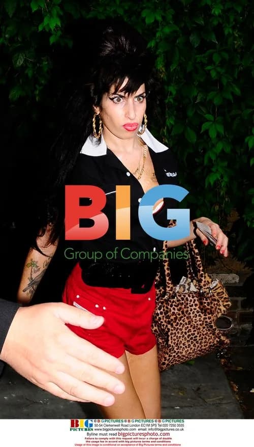 Amy Winehouse leaving house in London
