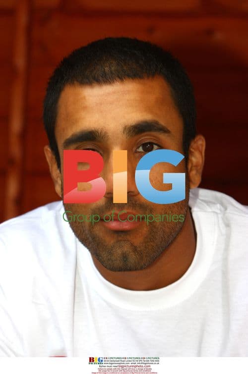 Ravi Bopara and Imogen launch NUTS shed report