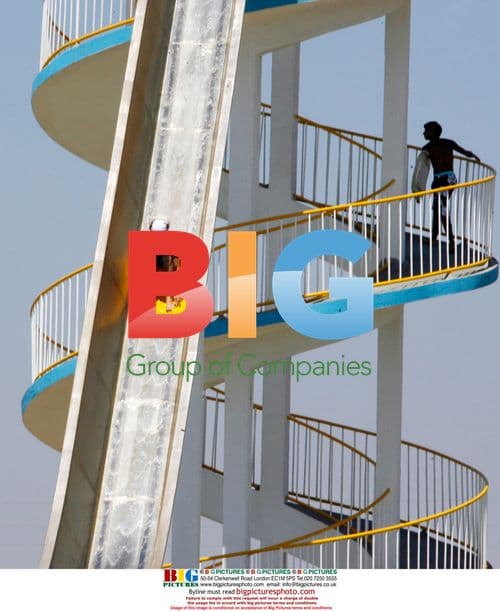 Sergio Ramos and Elizabeth Ramos in Portugal