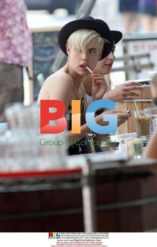 Agyness Deyn out with friends and dogs