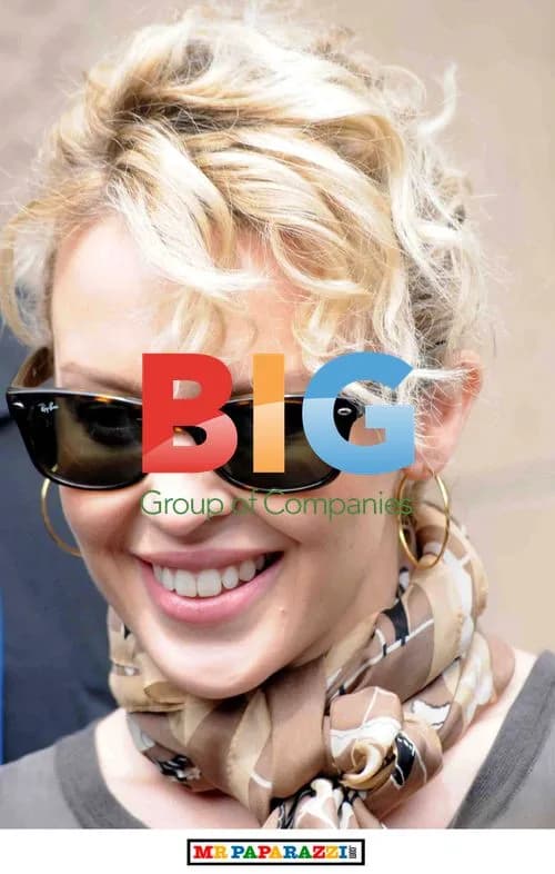 Kylie Minogue leaving London hotel