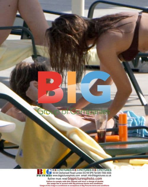 Luka Modric Relaxes with Girlfriend