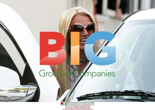 Britney Spears leaves Beverly Hills salon