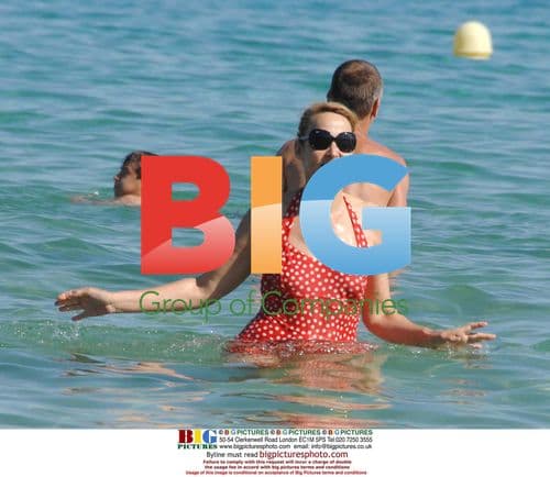Jerry Hall and family at beach in France