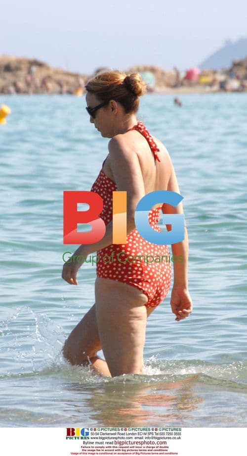 Jerry Hall and family at the beach in France