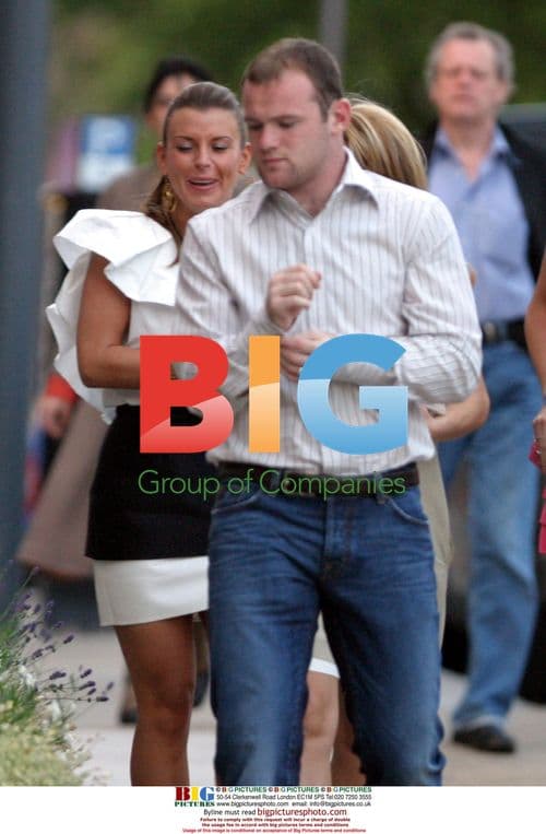 Wayne and Coleen Rooney Go for Dinner