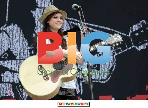 Amy MacDonald Performs at T in the Park 2008