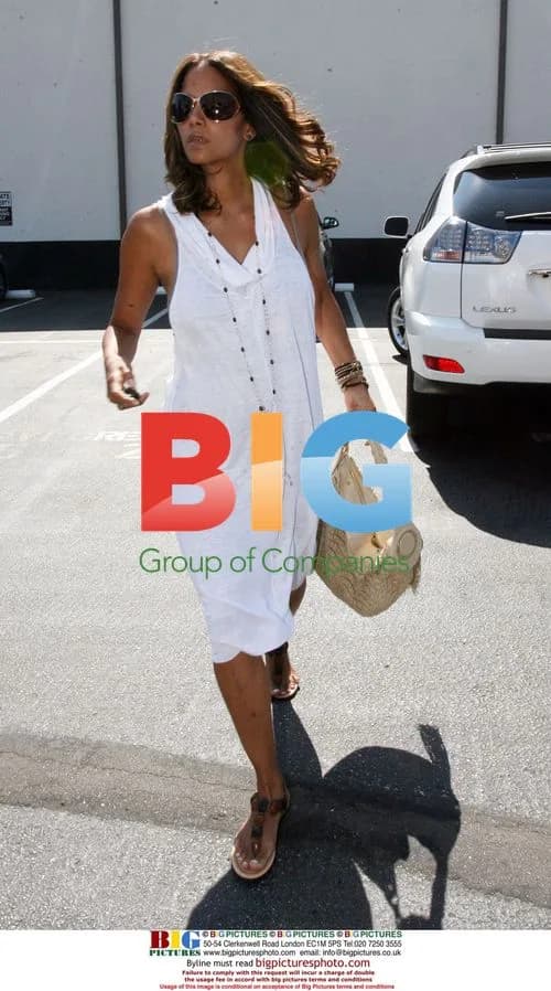 Halle Berry visits doctor in Toluca Lake