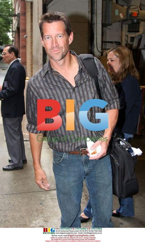 James Denton leaves Regis and Kelly show