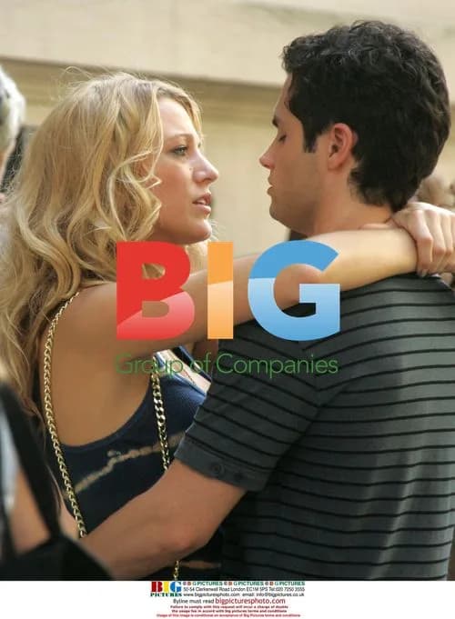 Blake Lively and Penn Badgley filming 'Gossip Girl' in NYC