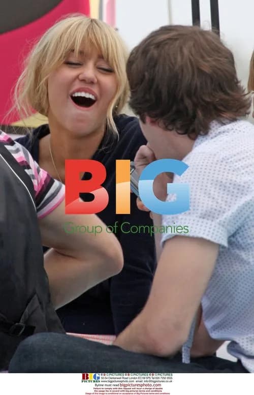Miley Cyrus on "Hannah Montana: The Movie" set