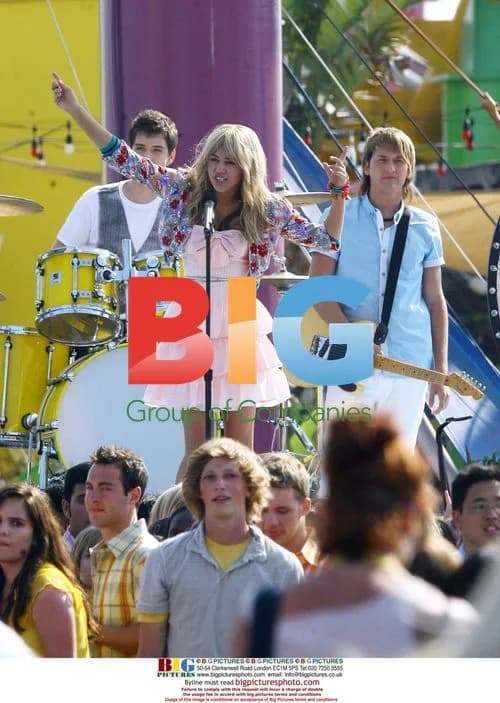 Miley Cyrus on Santa Monica Pier
