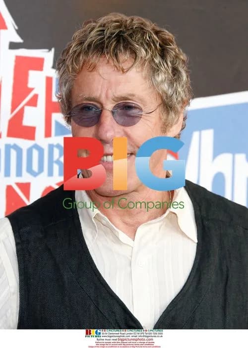 Musician Roger Daltrey of The Who arrives at 2008 VH1 Rock Honors