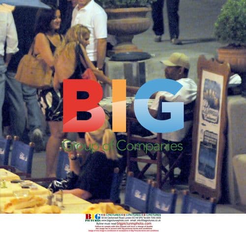 Denzel Washington Arrives in Positano