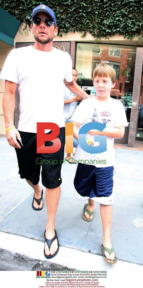 Lance Armstrong and son visit medical centre