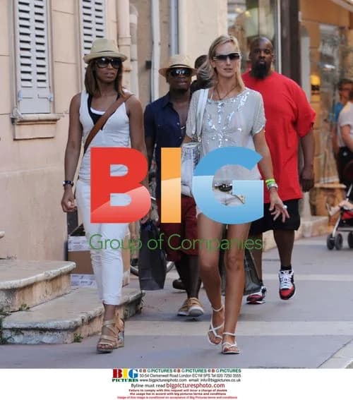 Lady Victoria Hervey and Ne-Yo Vacation in Saint Tropez