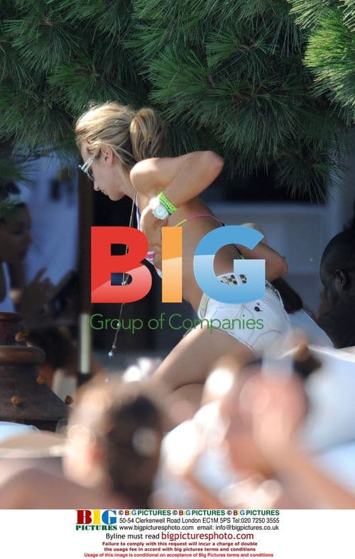 Lady Victoria Hervey and Ne-Yo in Saint Tropez