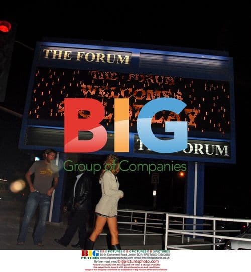 Katherine Heigl and Josh Kelley at Coldplay Concert