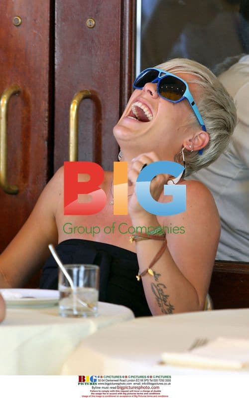 Pink Lunches With Friends, Buys CDs