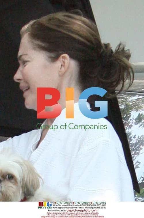Lara Flynn Boyle in Bel Air