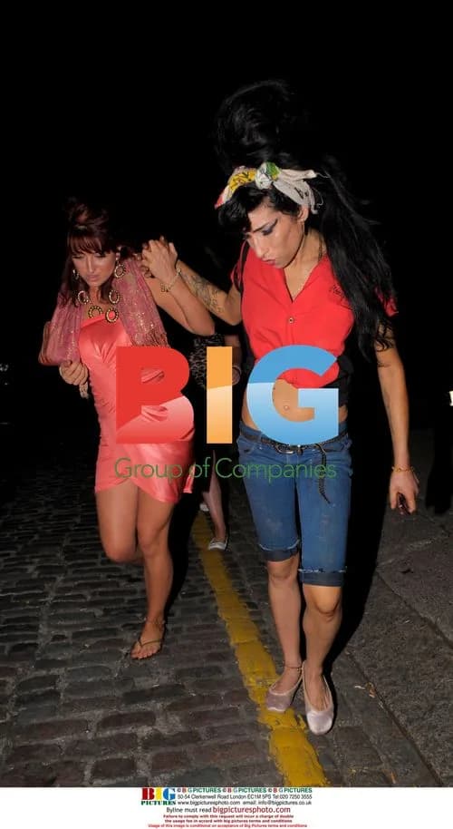Amy Winehouse visits Camden bar