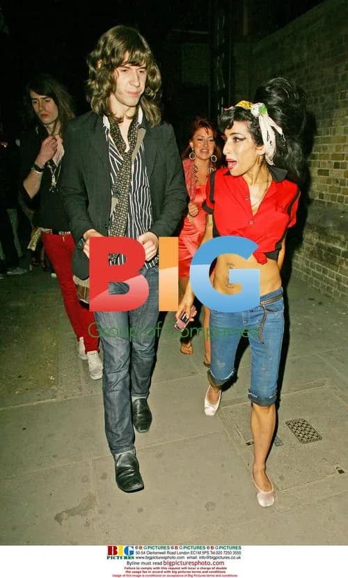 Amy Winehouse leaves The Monarch bar