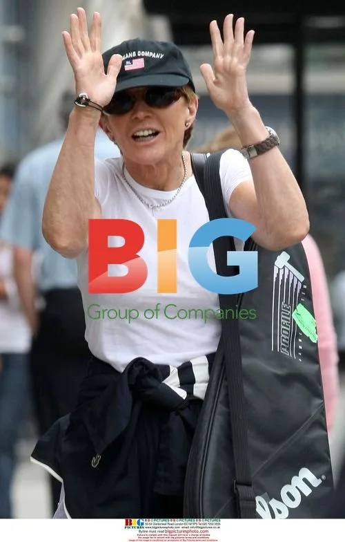 Anne Robinson takes public transport