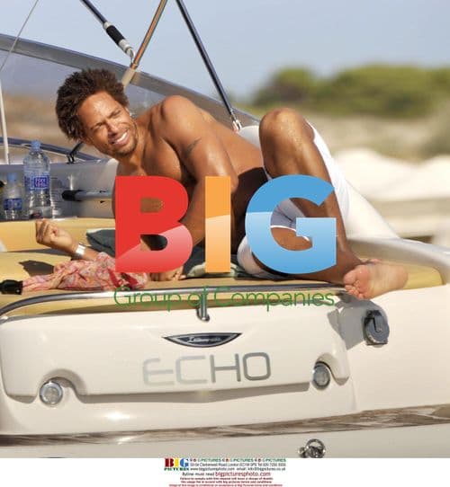 Gary Dourdan and James Blunt enjoy Formentera trip