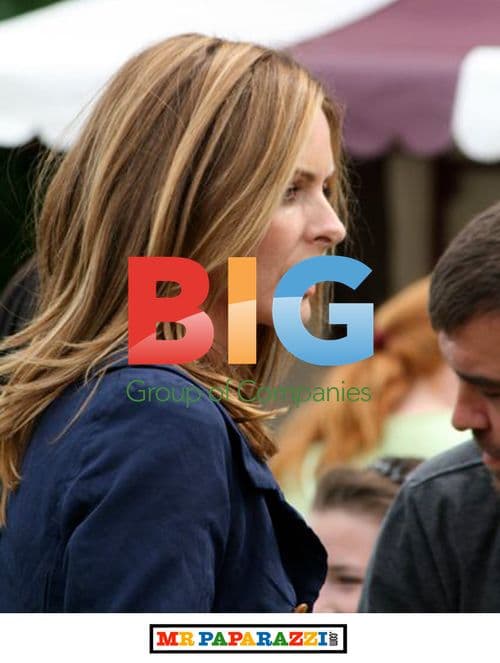 Trinny and Susannah filming TV show in Godstone Green