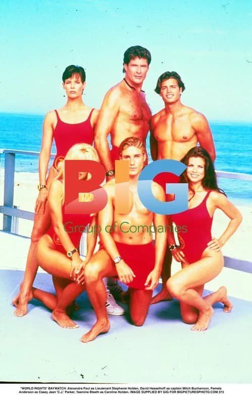 Baywatch cast on set