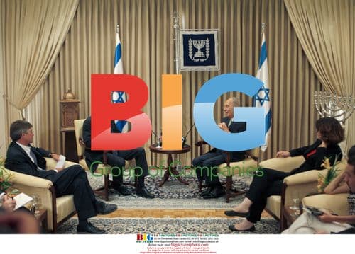 Obama meets Israel's President Peres