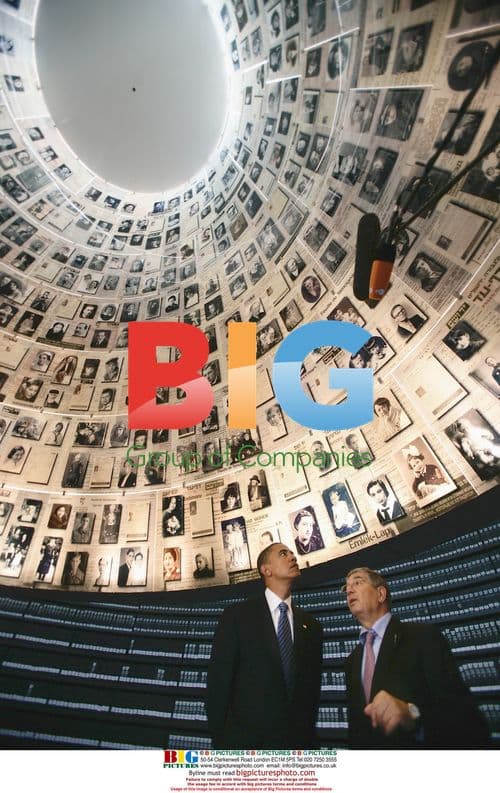 Obama Meets Peres in Jerusalem