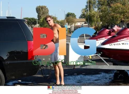 David Hasselhoff Loads Up Sea Doos