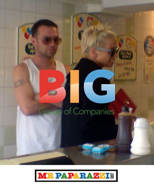 Sarah Harding and Tom Crane Enjoy Fish and Chips