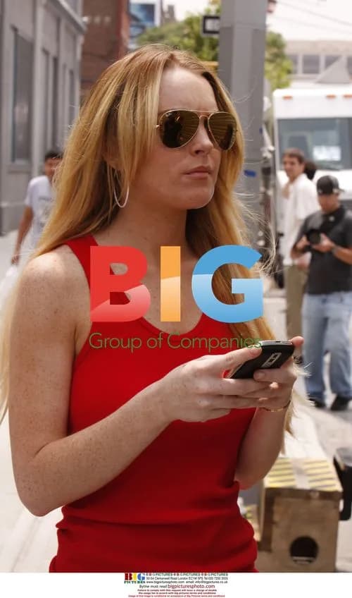 Lindsay Lohan on 'Ugly Betty' Set