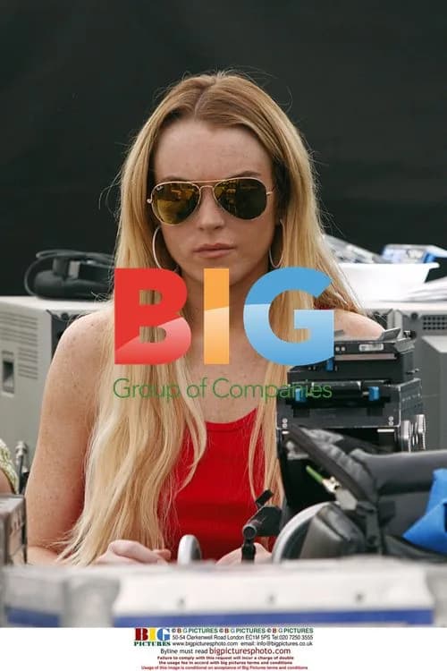 Lindsay Lohan on 'Ugly Betty' set
