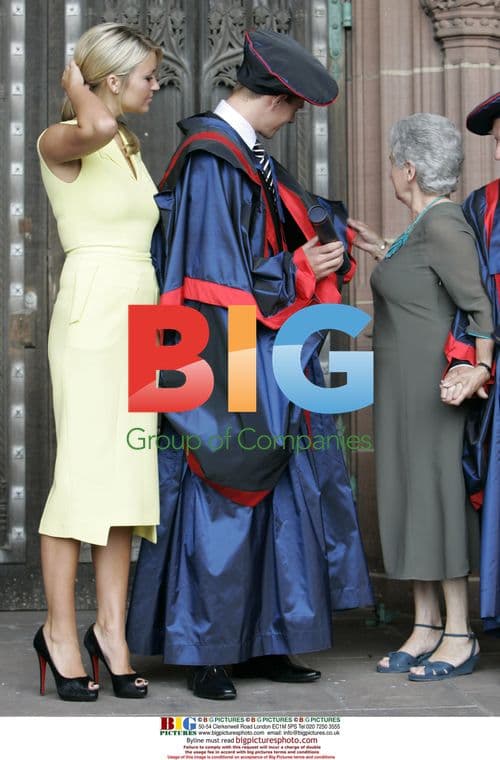 Steven Gerrard Receives Honorary Fellowship