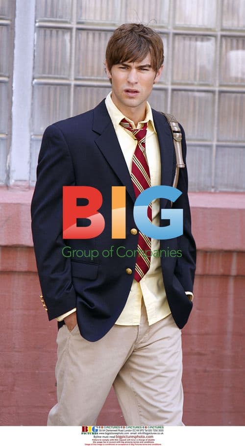 Chace Crawford on 'Gossip Girl' set