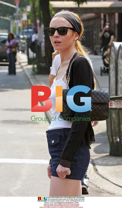 Lindsay Lohan and Samantha Ronson shopping