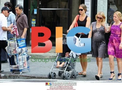 Naomi Watts Shows Off Baby Bump