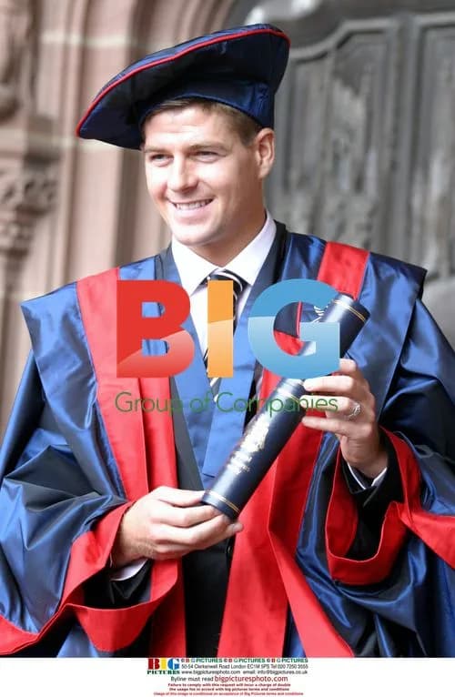 Steven Gerrard receives honorary fellowship