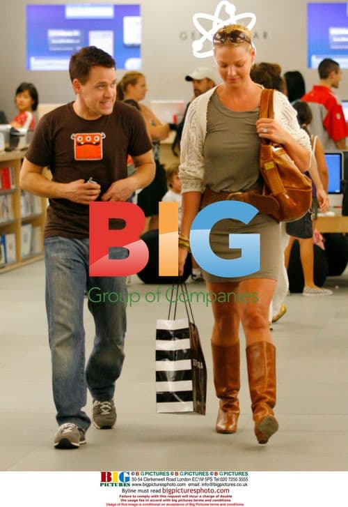 Katherine Heigl and T.R. Knight Shop at Americana