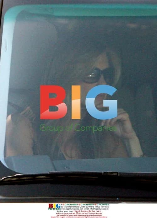 Jennifer Aniston leaving Barney's with friend