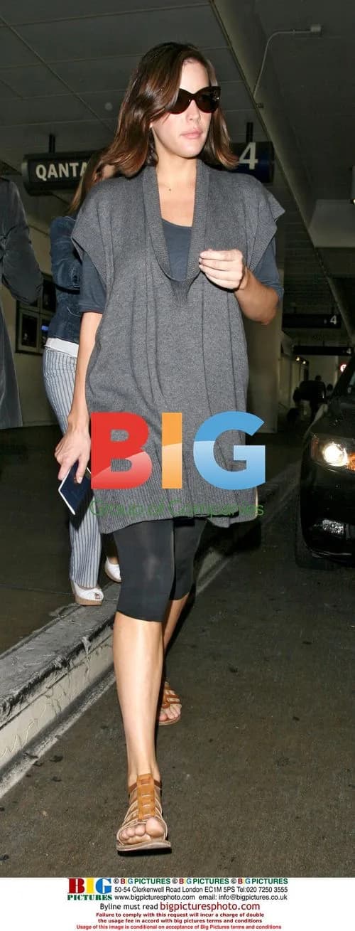 Liv Tyler Arrives at LAX from Japan